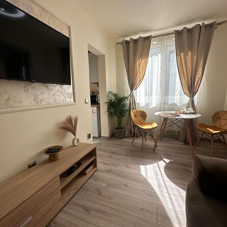 Angel House Apartment Дева Екстериор снимка
