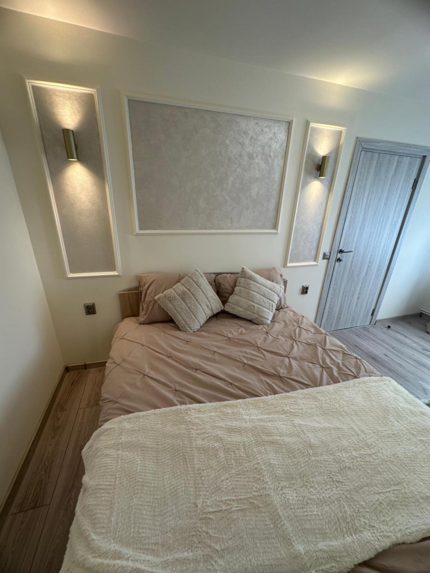 Angel House Apartment Дева Екстериор снимка