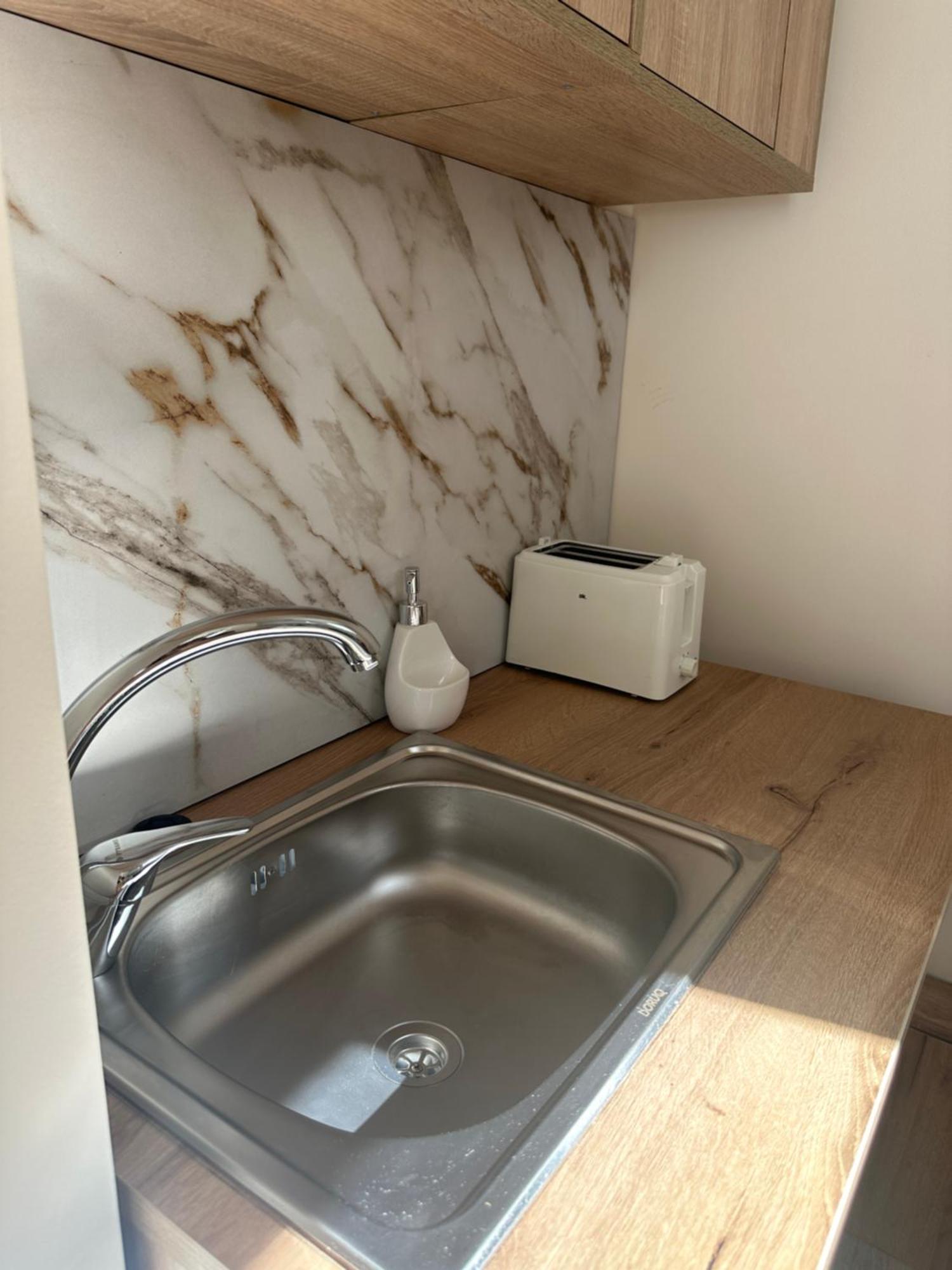 Angel House Apartment Дева Екстериор снимка